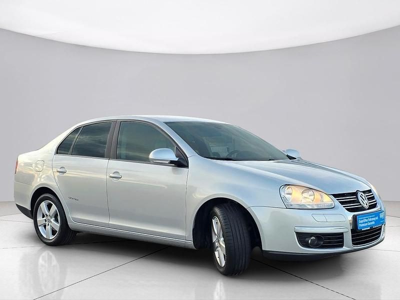 Używany VW Jetta United 122 KM (89 kW) 2008 Srebrny Sedan/Limuzyna