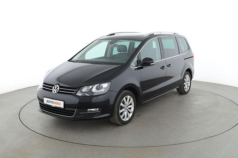 Schwarz Gebraucht 2015 VW Sharan Highline Van / Kleinbus | 22.890 € (Teuer) - Bild 1/3