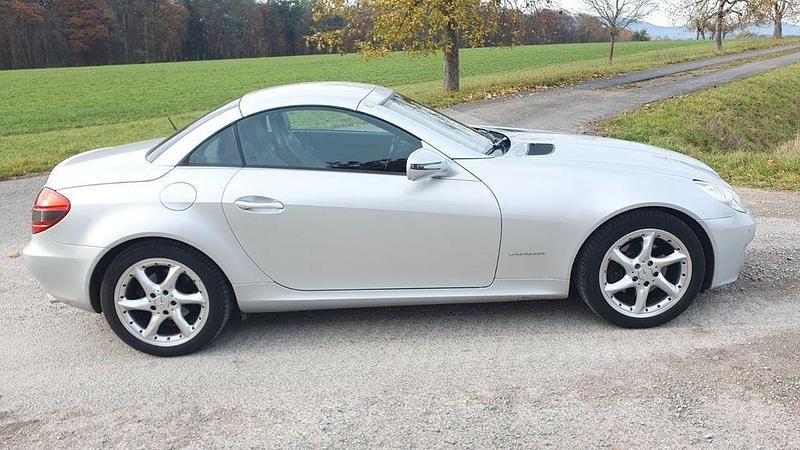 Gebraucht Mercedes SLK200 184 PS (135 kW) 2008 Silber Cabrio