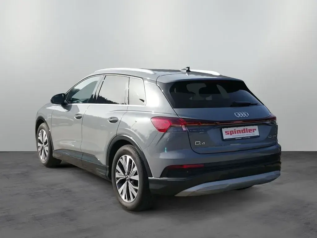 Gebraucht Audi Q4 e-tron Advanced Plus 219 kW (299 PS) 2022 Kieselgrau SUV