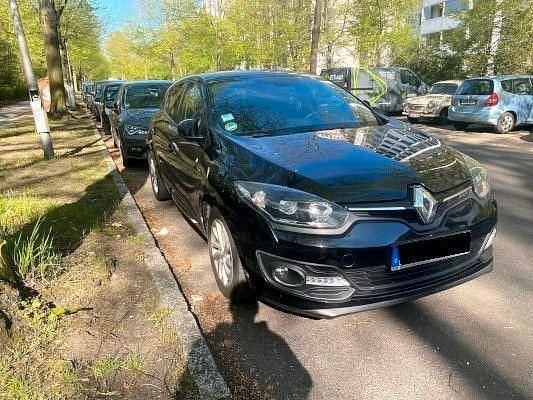Schwarz Gebraucht 2015 Renault Mégane LIMITED Limousine | 5.800 € (Fairer Preis) - Bild 1/4