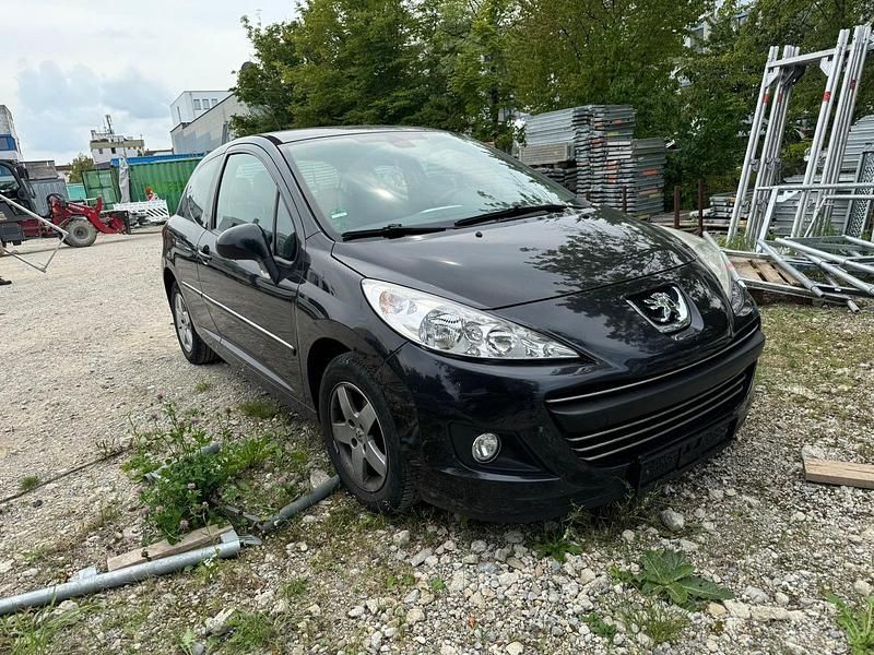 Schwarz Gebraucht 2009 Peugeot 207 Kleinwagen | 525 € (Guter Preis) - Bild 1/4