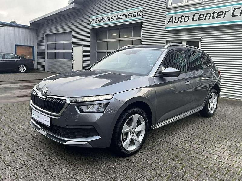 Grau Gebraucht 2023 Skoda Kamiq Style SUV | 18.750 € - Bild 1/4
