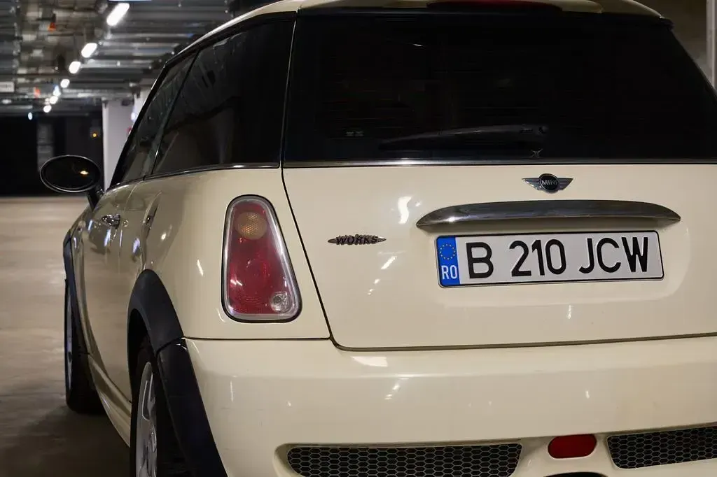 Gebraucht Mini John Cooper Works 211 PS (155 kW) 2005 Weiß Kleinwagen