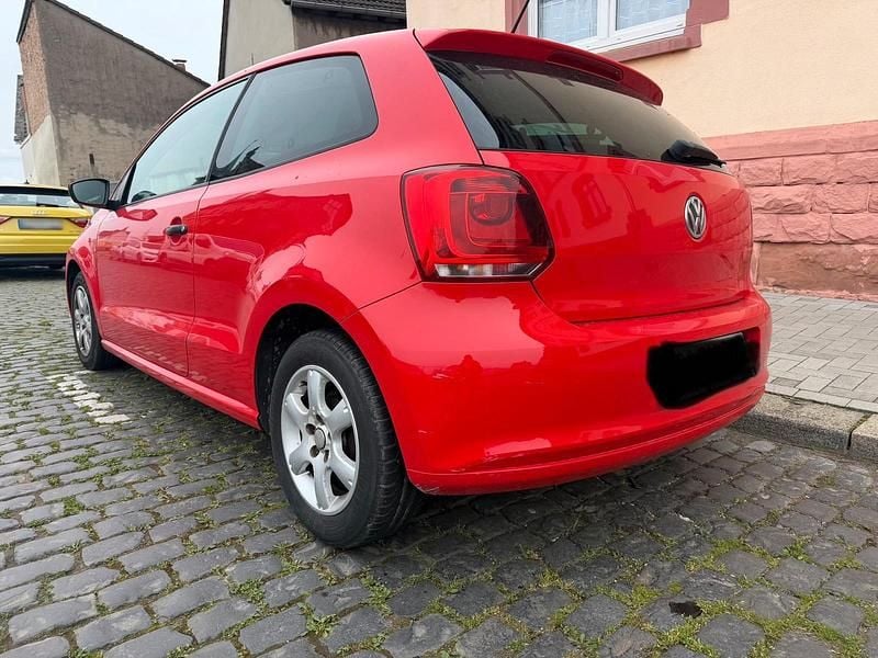 Gebraucht VW Polo 60 PS (44 kW) 2010 Rot Kleinwagen