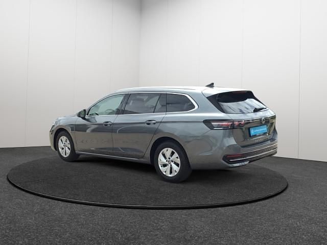Gebraucht VW Passat Elegance 150 PS (110 kW) 2024 Diabasgrau metallic Kombi
