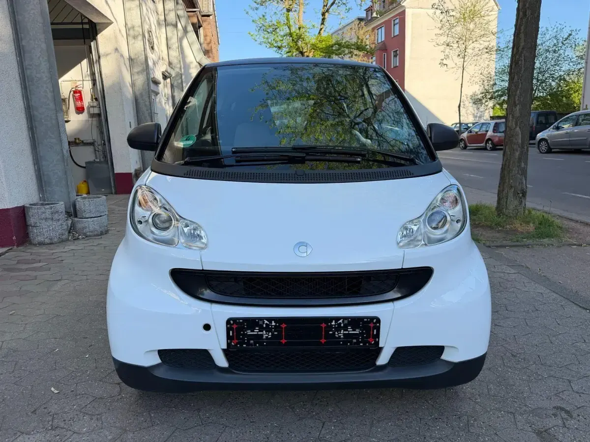 Usata Smart ForTwo Coupé 61 CV (44 kW) 2011 Bianco Coupé