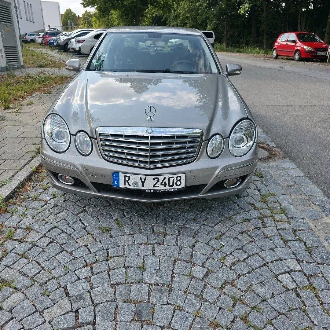 Gebraucht Mercedes E220 Elegance 170 PS (125 kW) 2007 Grau Limousine