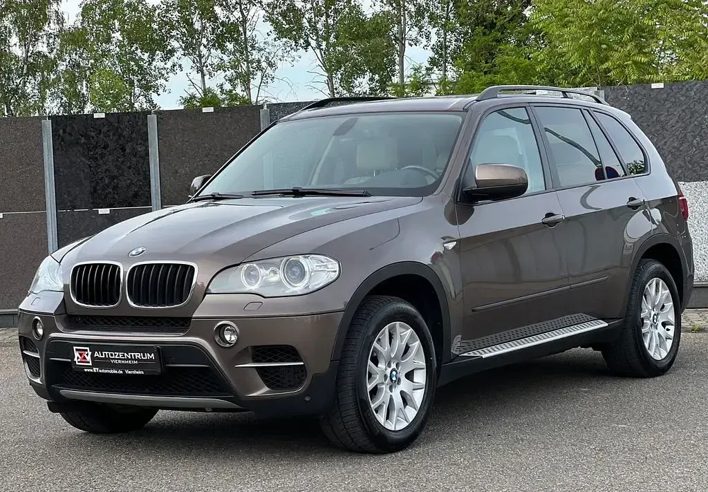 Gebraucht BMW X5 Performance 245 PS (180 kW) 2013 Braun SUV