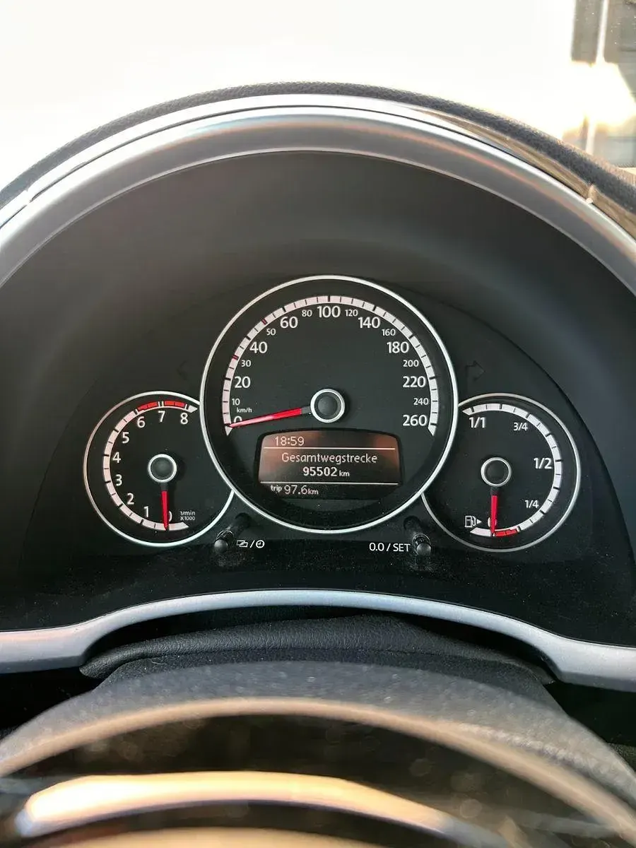 Używany VW Beetle Exclusive 211 KM (155 kW) 2014 Czarny Hatchback