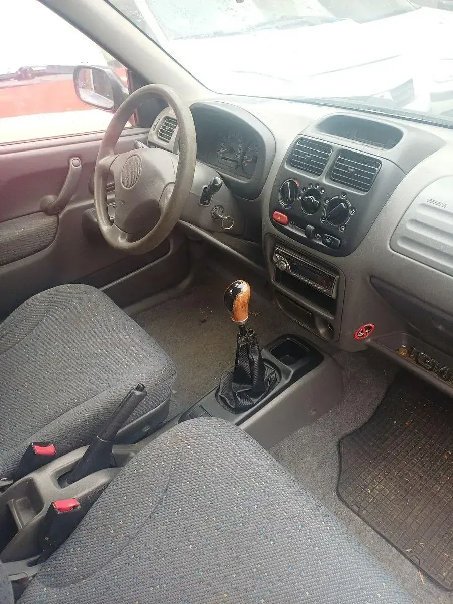 Gebraucht Suzuki Ignis Club 83 PS (61 kW) 2002 Schwarz Kleinwagen