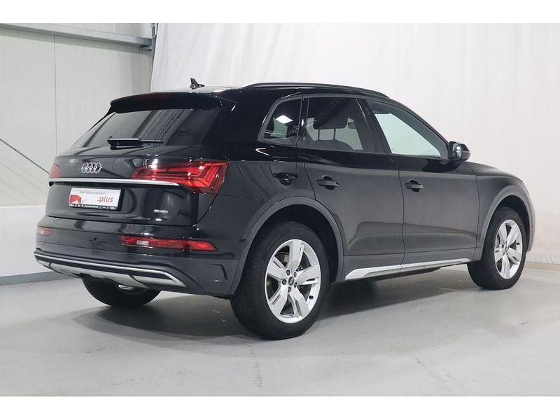 Gebraucht Audi Q5 Ambiente 204 PS (150 kW) 2024 Brillantschwarz SUV