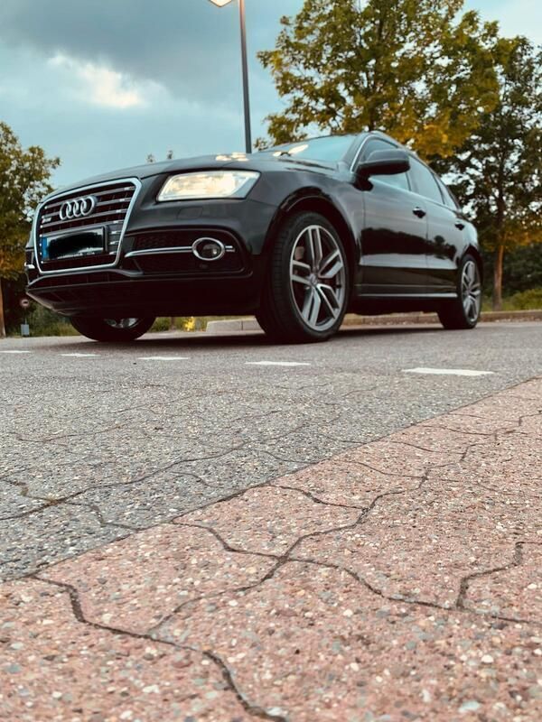 Andere außenfarben Gebraucht 2015 Audi SQ5 Comfort SUV | 29.500 € (Teuer) - Bild 1/4