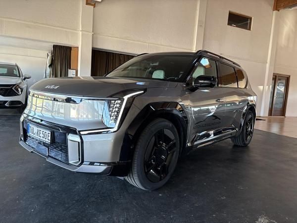 Grau (pebble gray metallic) Gebraucht 2024 Kia EV9 Launch Edition SUV | 68.700 € (Fairer Preis) - Bild 1/4