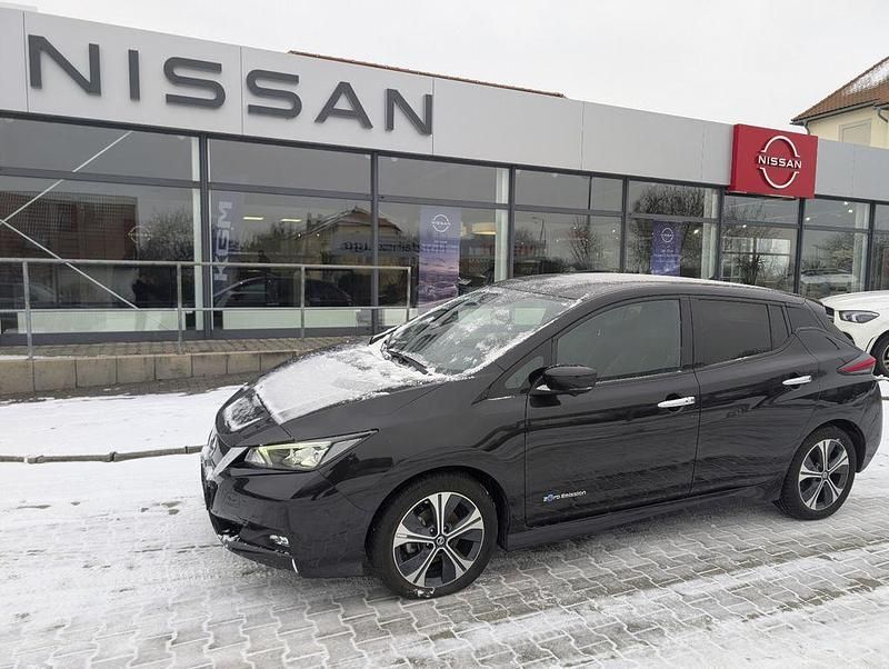 Gebraucht Nissan Leaf Tekna 110 kW (150 PS) 2020 Schwarz Kleinwagen
