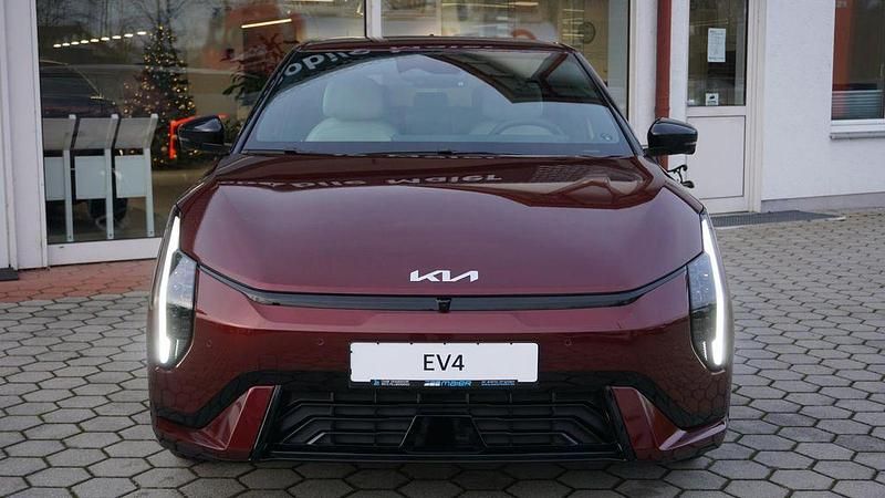 Neu Kia EV4 GT-Line 150 kW (204 PS) 2025 Rot Limousine