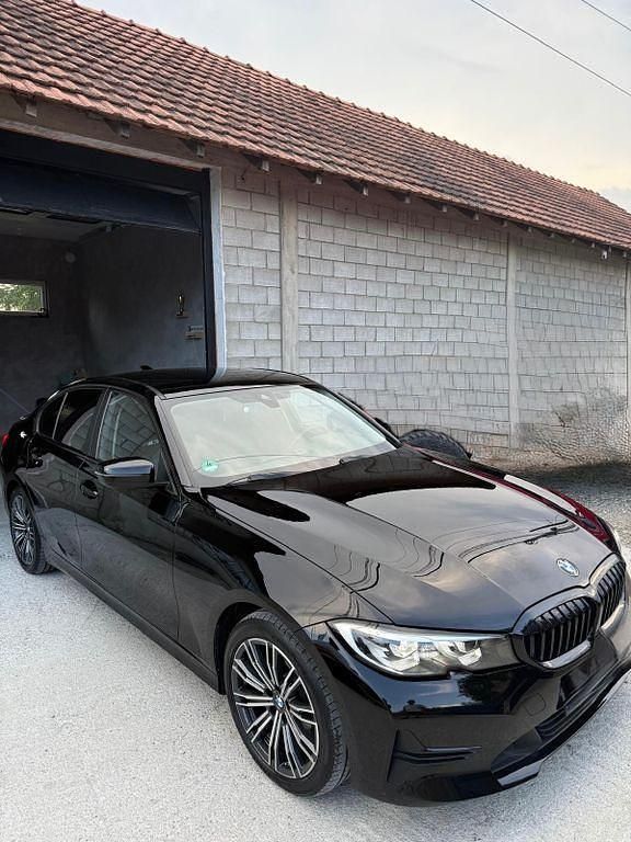 Gebraucht BMW 320 190 PS (139 kW) 2020 Schwarz Limousine