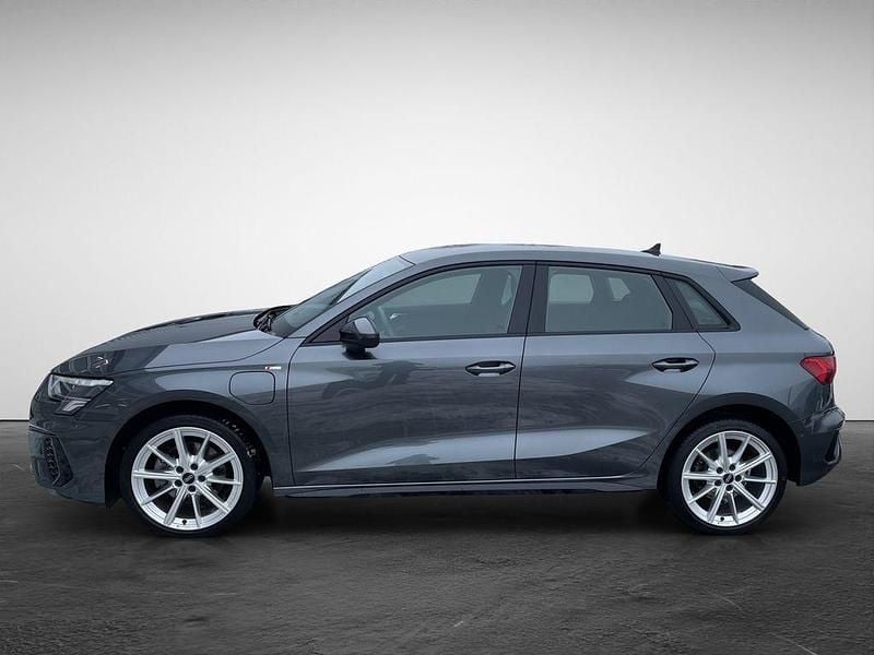 Gebraucht Audi A3 S-Line 204 PS (150 kW) 2022 Grau Limousine