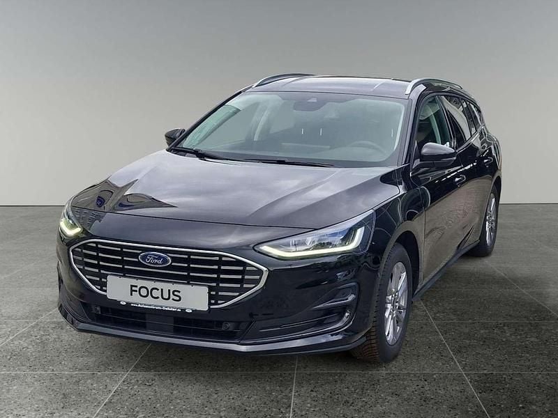 Obsidianschwarz metallic Neu 2025 Ford Focus Titanium S Kombi | 28.500 € (Fairer Preis) - Bild 1/4
