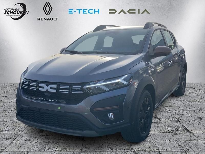Grau Neu 2025 Dacia Sandero Extreme | 22.520 € - Bild 1/4