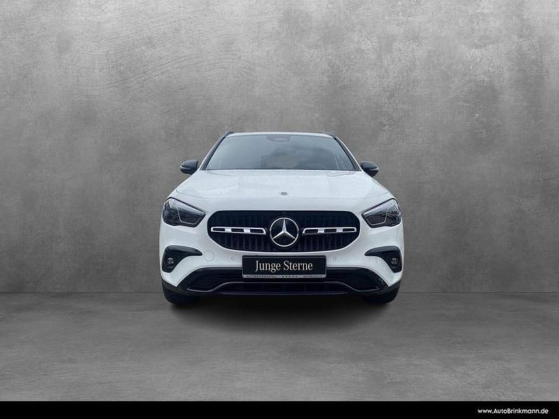 Gebraucht Mercedes GLA180 Progressive 136 PS (100 kW) 2025 Unilack polarweiß SUV