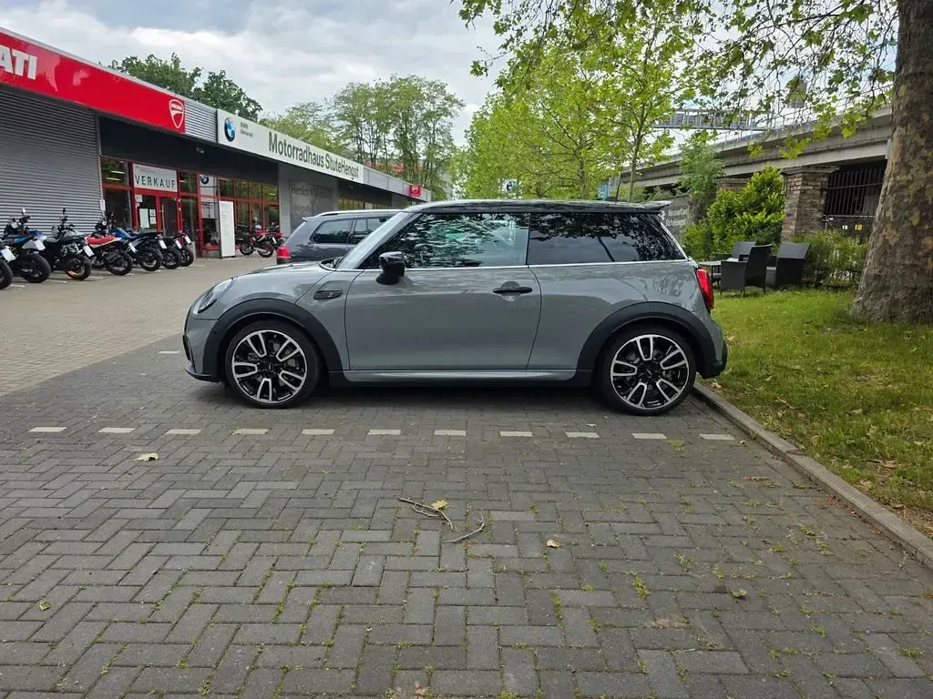 Gebraucht Mini John Cooper Works 178 PS (130 kW) 2022 Grau Kleinwagen