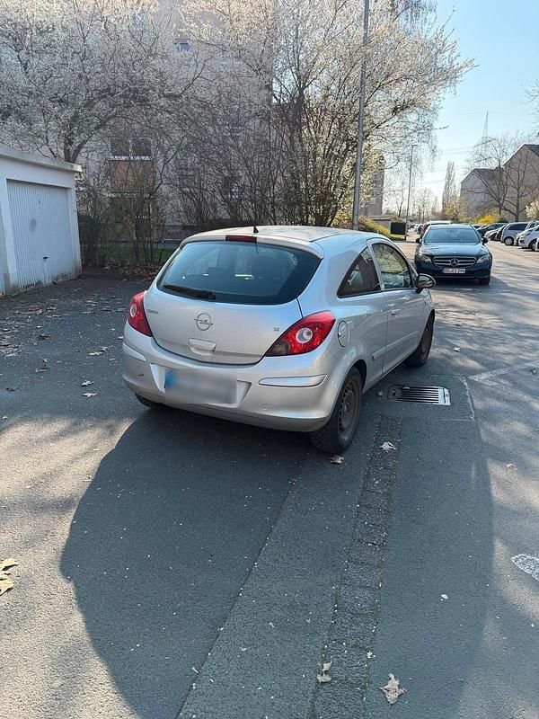 Gebraucht Opel Corsa 63 PS (46 kW) 2007 Silber Kleinwagen