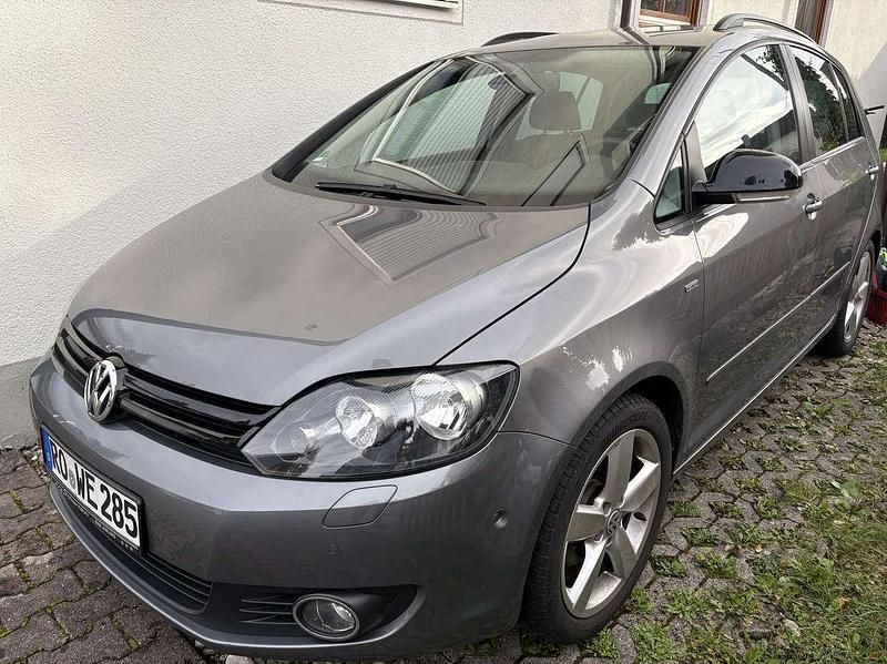Grau Gebraucht 2012 VW Golf VII Match Kleinwagen | 7.400 € (Guter Preis) - Bild 1/4