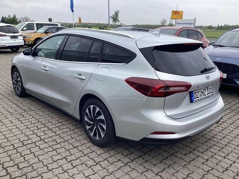 Gebraucht Ford Focus Titanium X 116 PS (85 kW) 2024 Silber Limousine