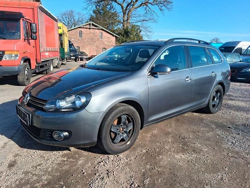 Gebraucht VW Golf VI Comfortline 122 PS (89 kW) 2010 Grau Kleinwagen