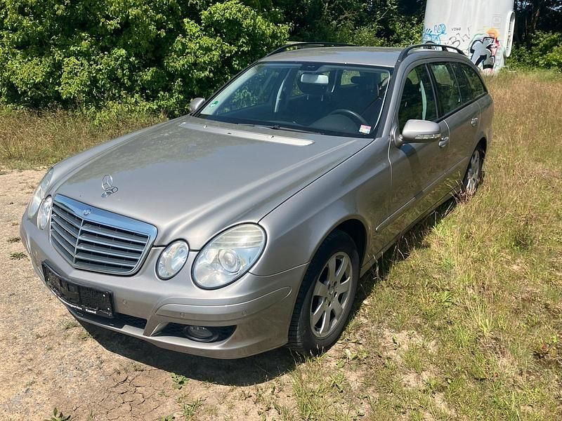 Gebraucht 2007 Mercedes E200 Kombi | 3.000 € (Superpreis) - Bild 1/4