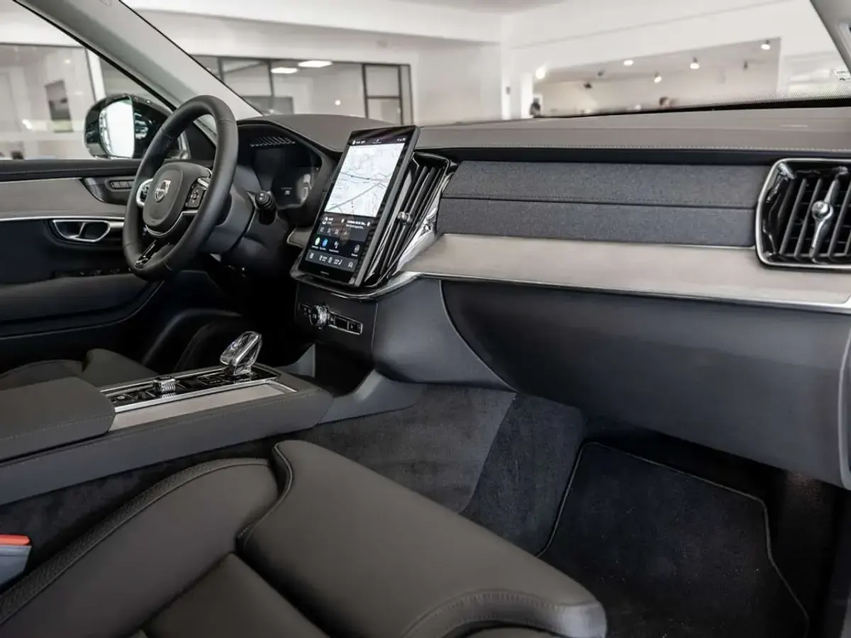 Gebraucht Volvo XC90 Plus 455 PS (334 kW) 2025 Grau SUV