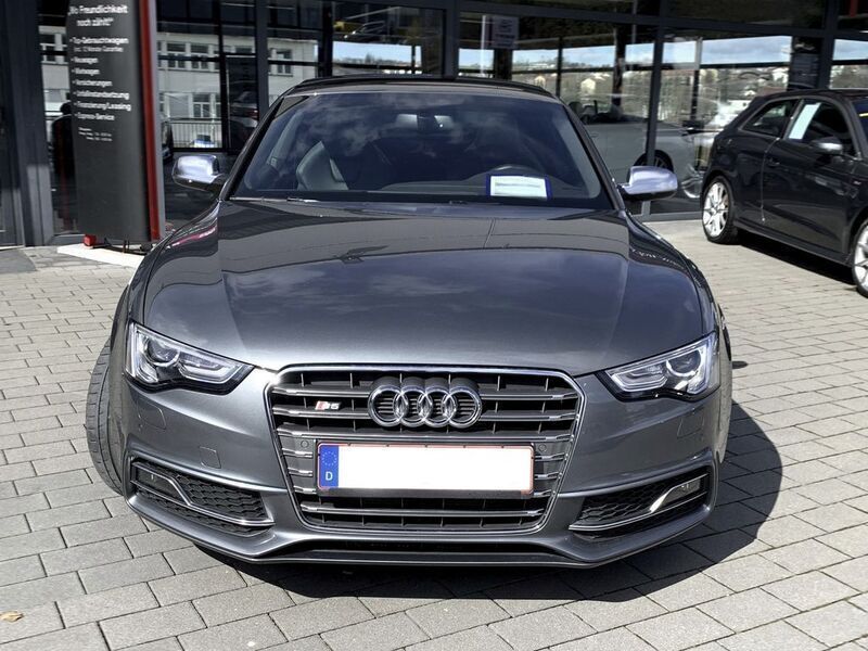 Grau Gebraucht 2012 Audi S5 Sport Coupé | 28.000 € - Bild 1/4