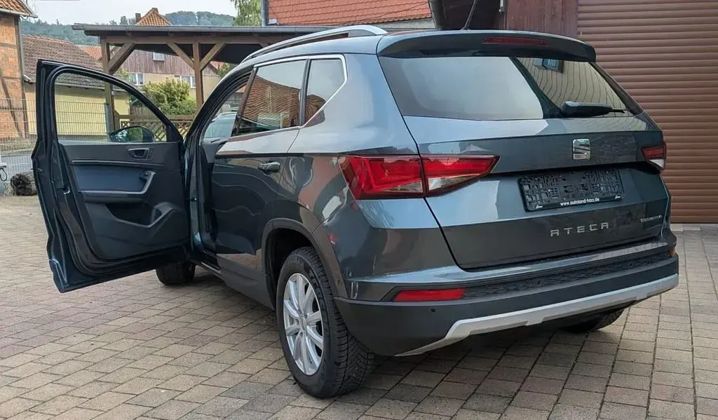 Gebraucht Seat Ateca Ecomotive 116 PS (85 kW) 2017 Grau SUV