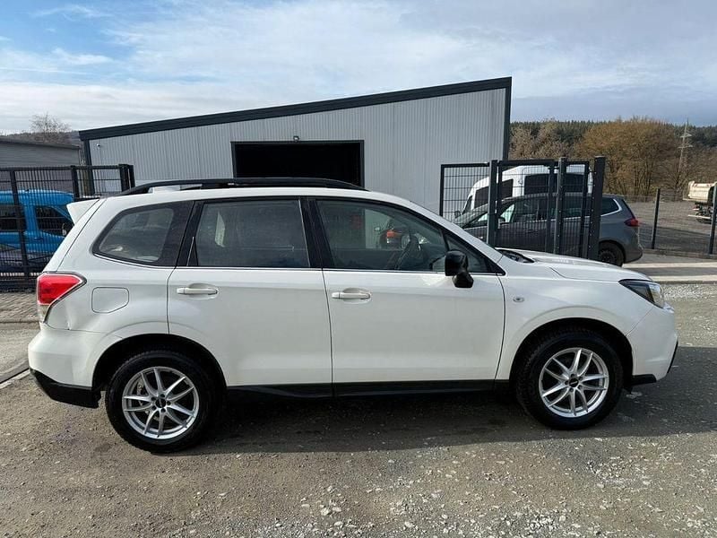 Gebraucht Subaru Forester Active 147 PS (108 kW) 2014 Weiß SUV