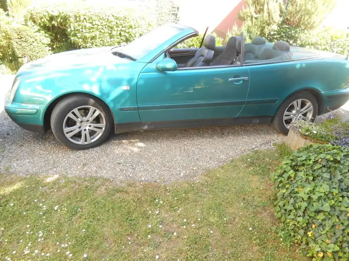 Gebraucht Mercedes CLK200 Elegance 136 PS (100 kW) 1998 Grün Cabrio