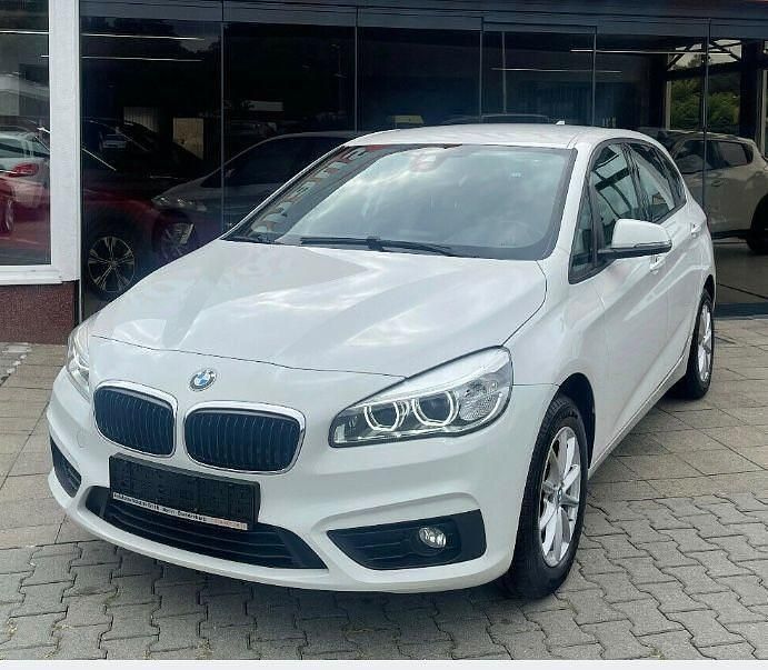 Gebraucht BMW 218 Active Tourer 136 PS (100 kW) 2016 Weiß Van / Kleinbus
