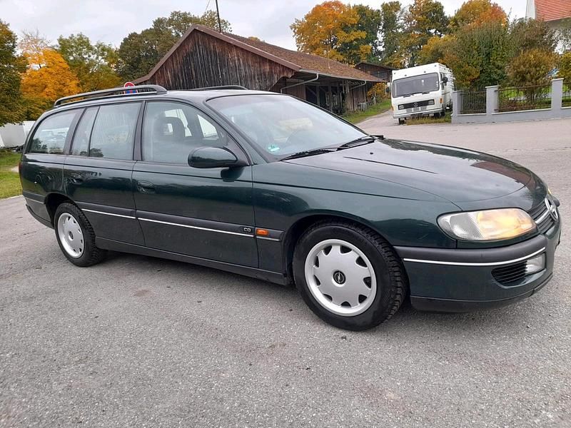 Gebraucht Opel Omega 136 PS (100 kW) 1994 Grün Kombi