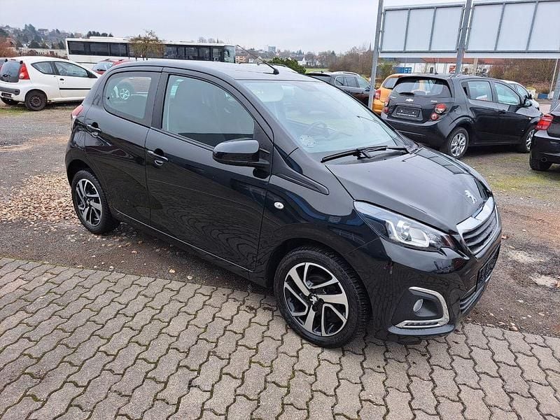 Schwarz Gebraucht 2021 Peugeot 108 Active Limousine | 9.790 € (Fairer Preis) - Bild 1/4
