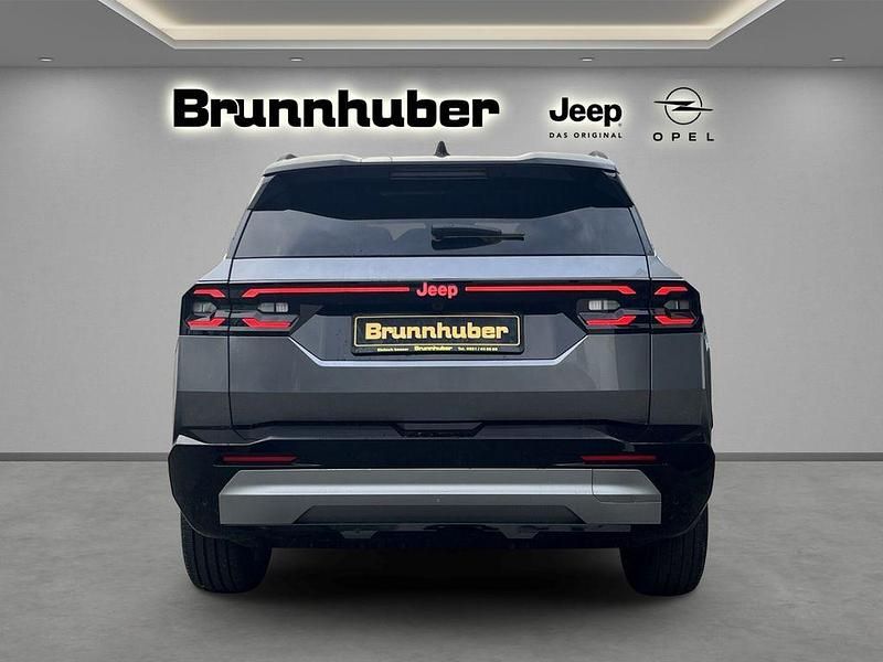 Gebraucht Jeep Compass 145 PS (106 kW) 2026 Grau SUV