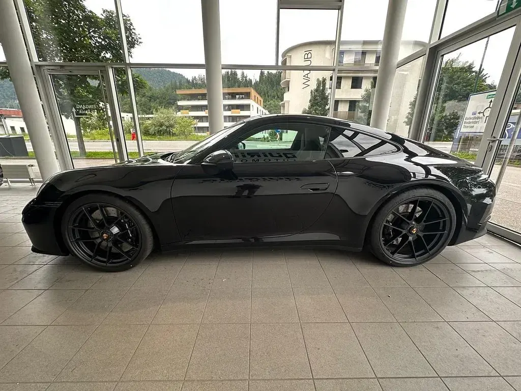 Neu Porsche 911 541 PS (397 kW) 2025 Schwarz Limousine