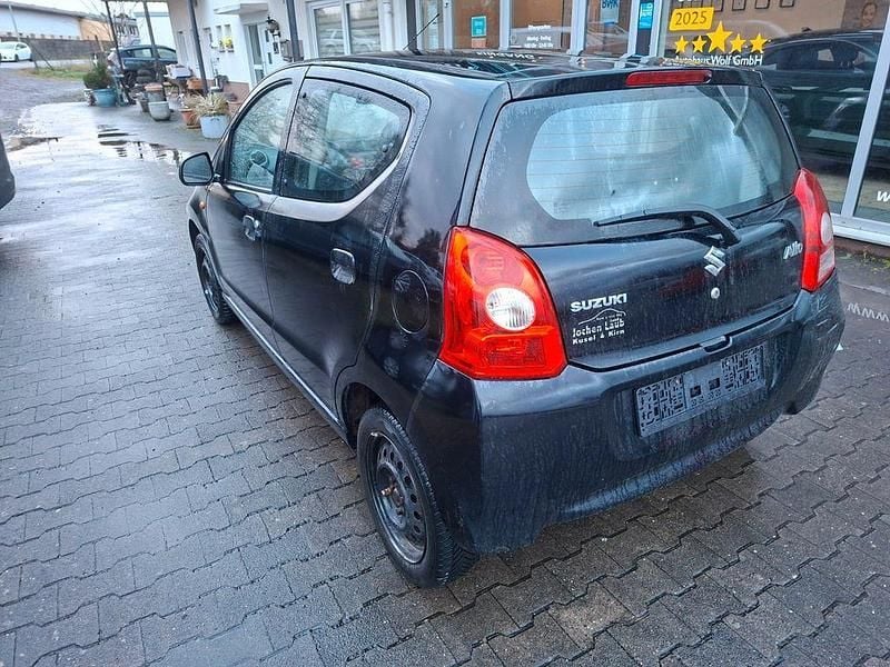 Gebraucht Suzuki Alto 68 PS (50 kW) 2010 Schwarz Kleinwagen