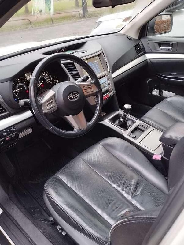 Gebraucht Subaru Legacy Trend 150 PS (110 kW) 2010 Kombi