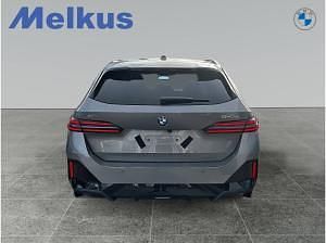 Gebraucht BMW 540 286 PS (210 kW) 2026 Grau (oxidgrau metallic) Kombi