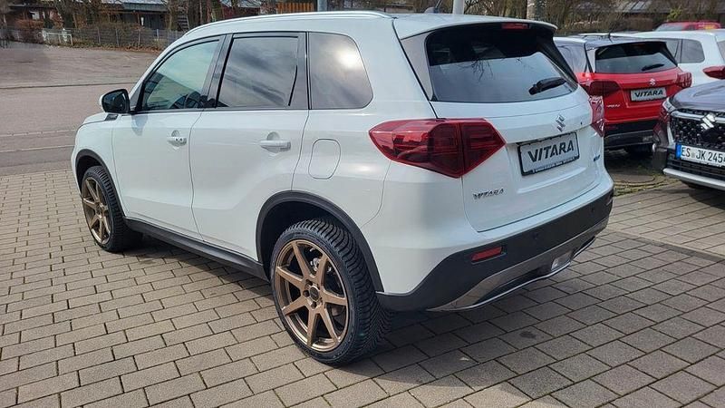 Neu Suzuki Vitara Comfort+ 110 PS (80 kW) 2026 Weiß SUV