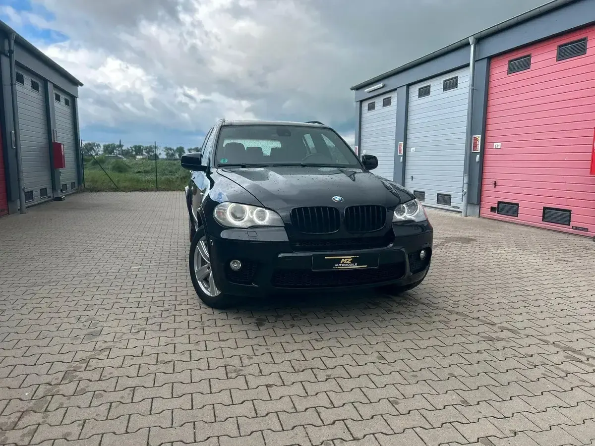 Gebraucht BMW X5 408 PS (300 kW) 2010 Schwarz SUV