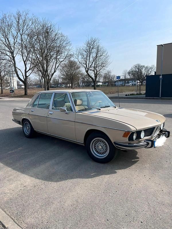 Gebraucht BMW 2500 150 PS (110 kW) 1976 Beige Limousine