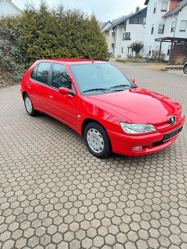 Gebraucht Peugeot 306 75 PS (55 kW) 1999 Rot Kleinwagen