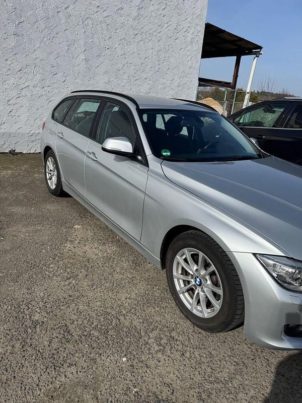 Usado BMW 316 116 HP (85 kW) 2013 Prateado Carrinha