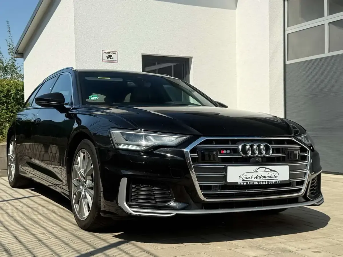 Gebraucht Audi S6 Comfort 349 PS (256 kW) 2019 Mythosschwarz metallic Kombi
